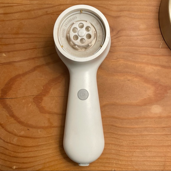 Clarisonic Mia Prima device - Picture 2 of 4